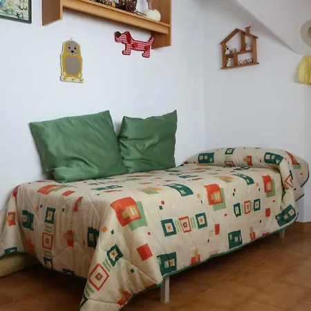 Maxjo בית נופש בוירו
